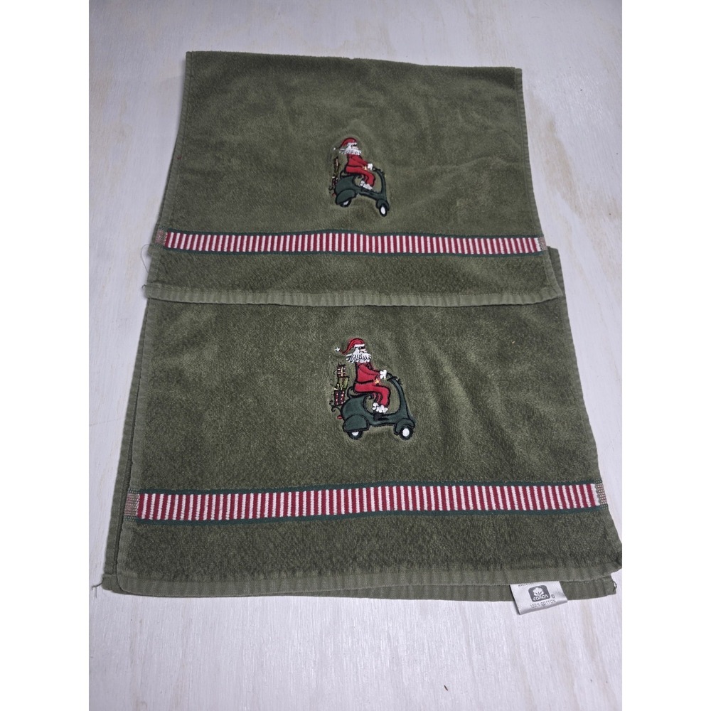 Ritz VNT 100% Cotton 2 Green Christmas Hand Towels Santa On Scooter 16x27